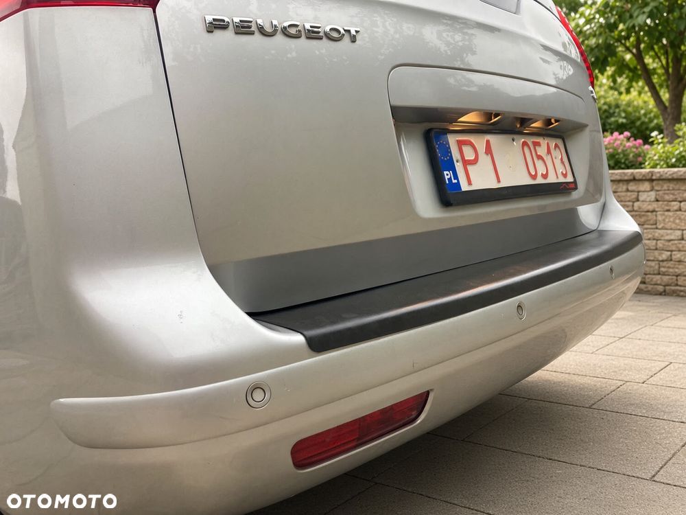 Peugeot 5008 - 24