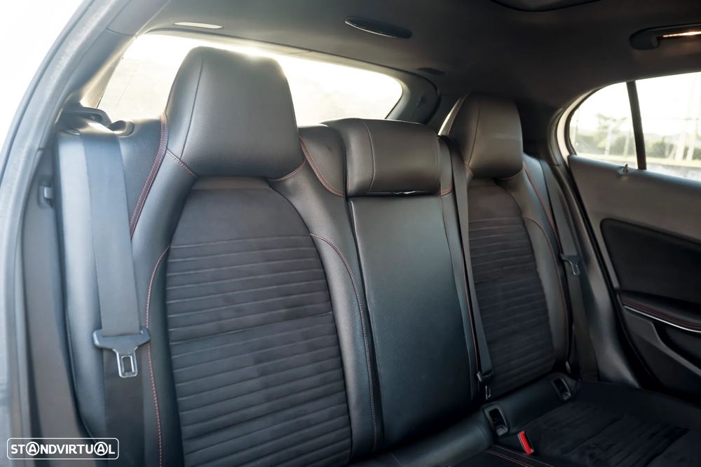 Mercedes-Benz GLA 200 (CDI) d 4Matic 7G-DCT AMG Line - 7