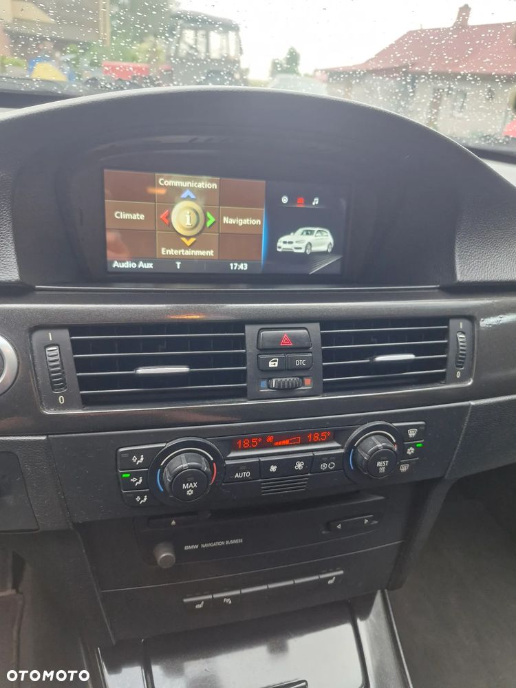 BMW Seria 3 - 24