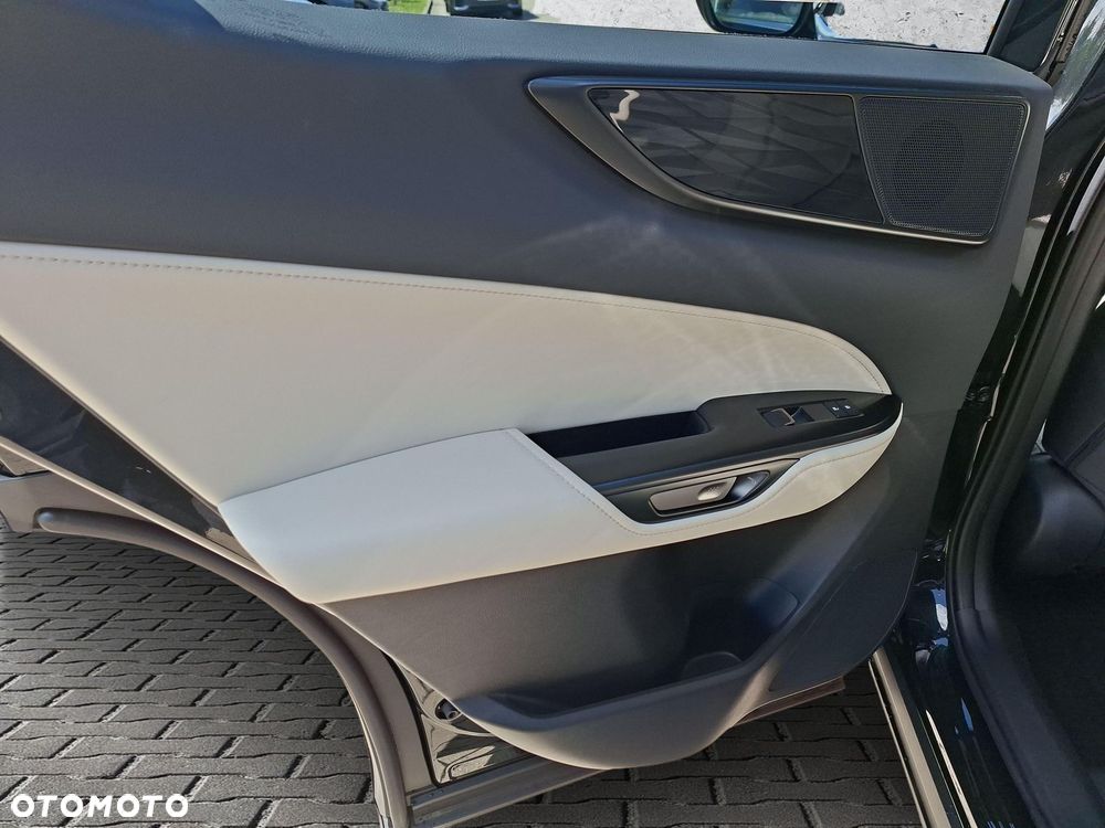 Lexus NX - 13