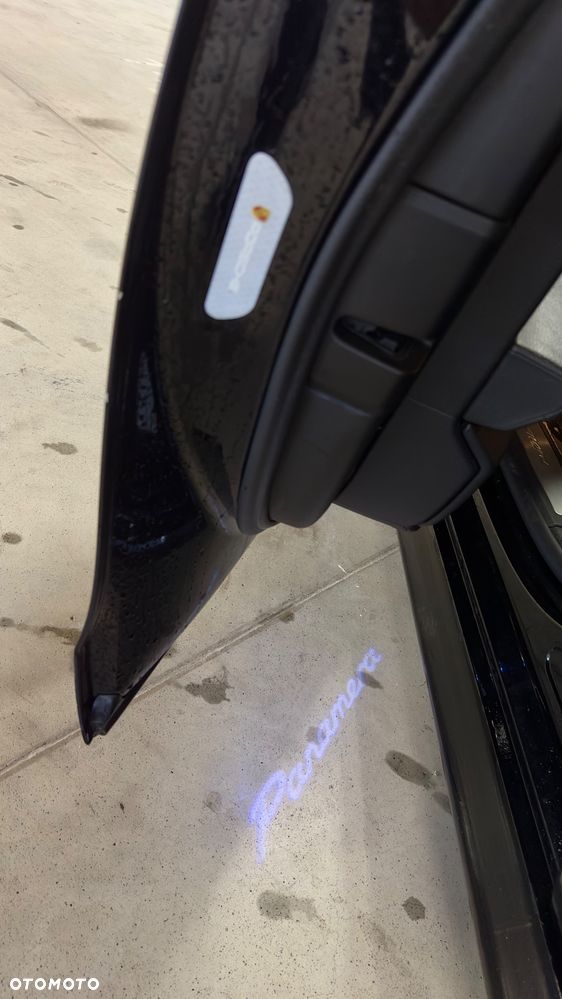 Porsche Panamera PDK Platinum Edition - 18