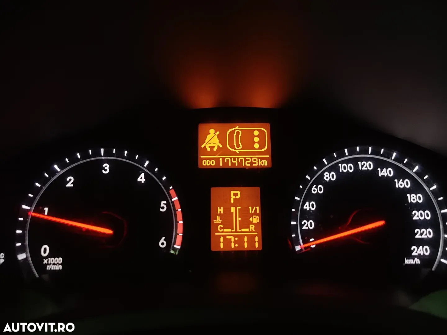 Toyota Avensis 2.2 D-CAT Aut. Elegance - 19