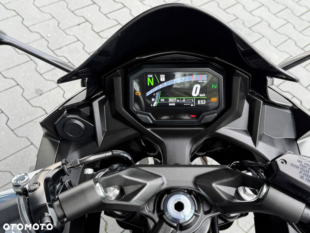 Kawasaki Ninja - 23