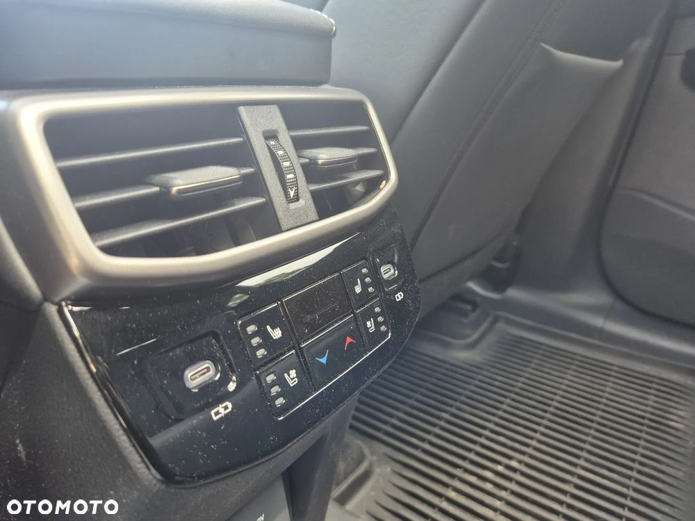 Lexus RX 500h F Sport Edition - 15