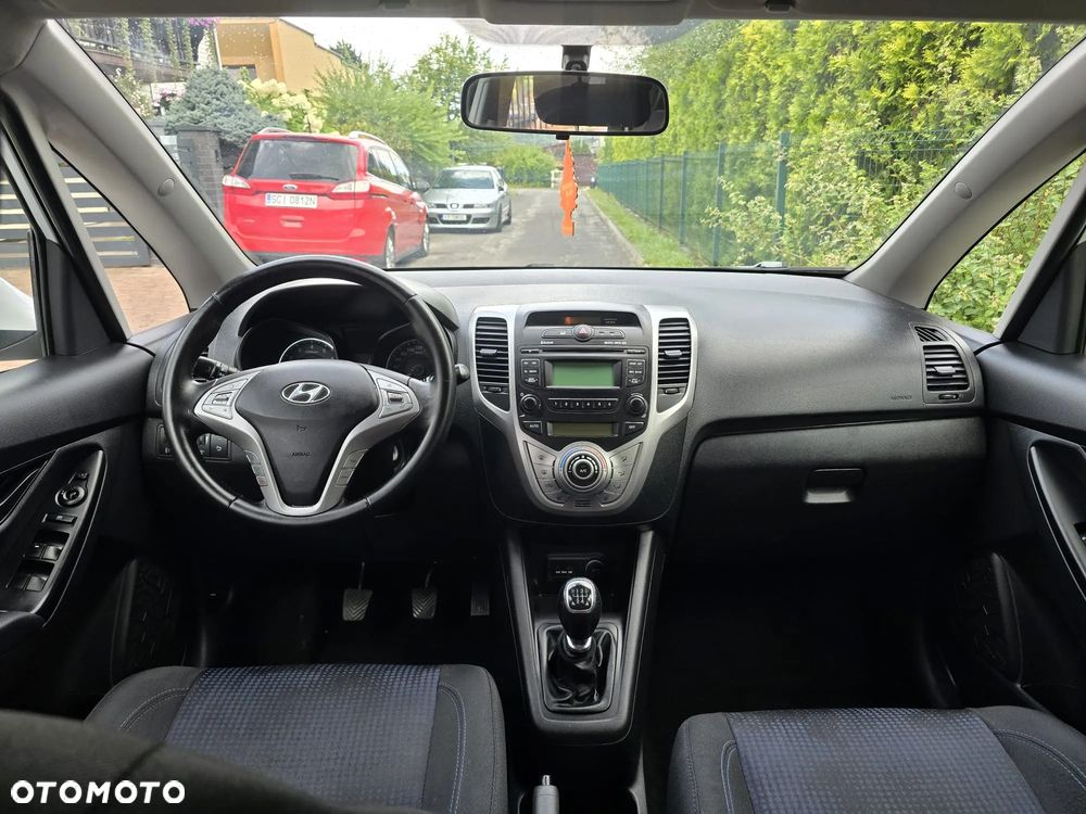 Hyundai ix20 1.4 blue Comfort - 24
