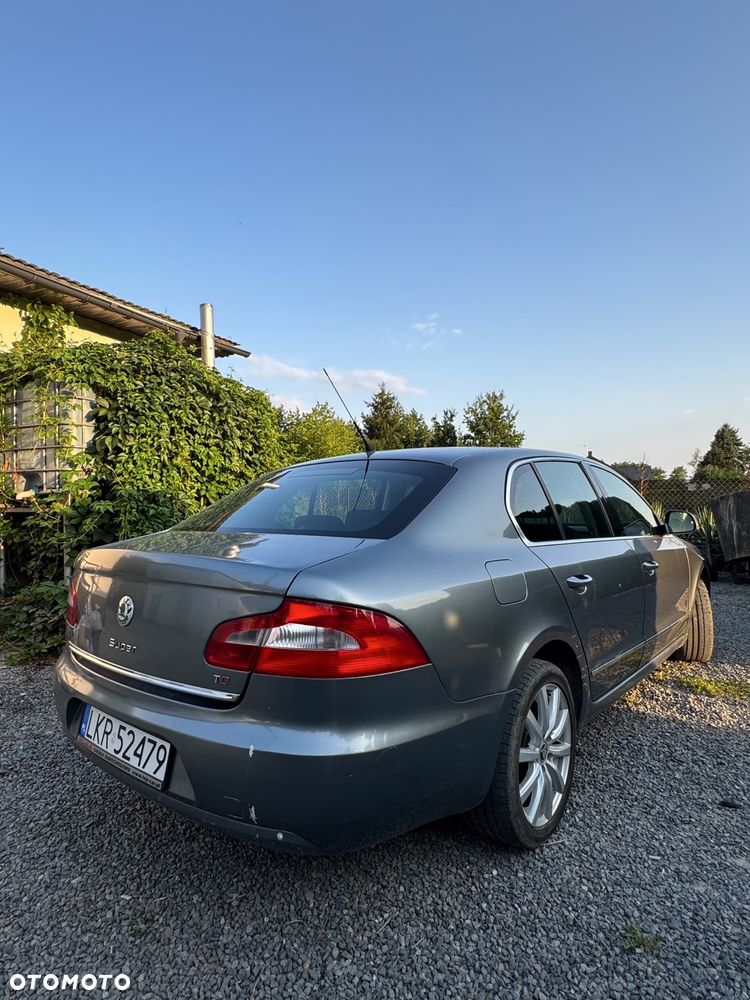 Skoda Superb - 3