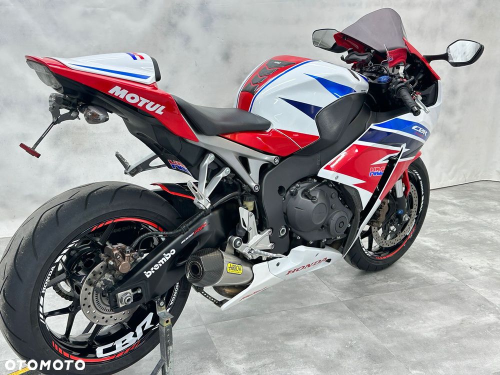 Honda CBR - 13