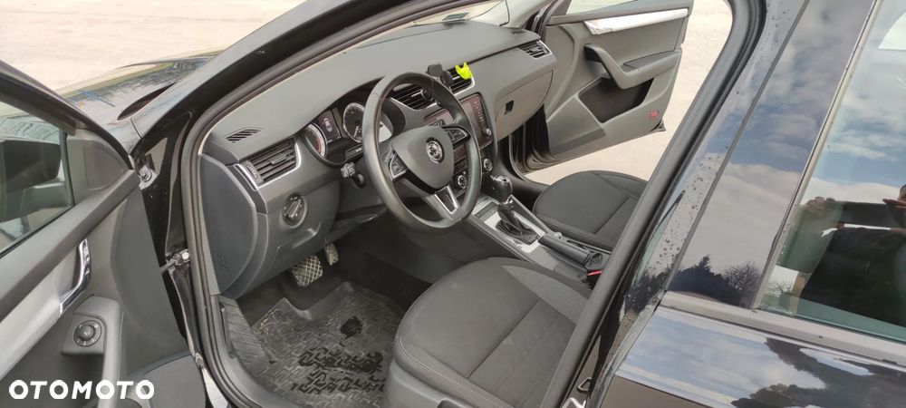 Skoda Octavia 2.0 TDI Style DSG - 12