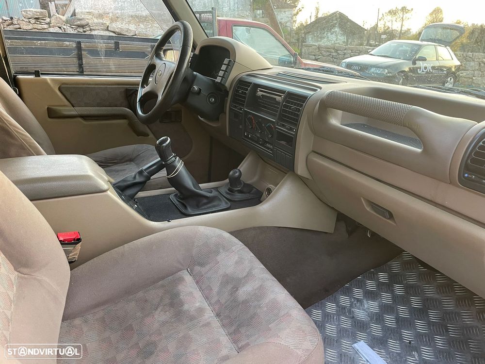 Land Rover Discovery 2.5 TDi - 13