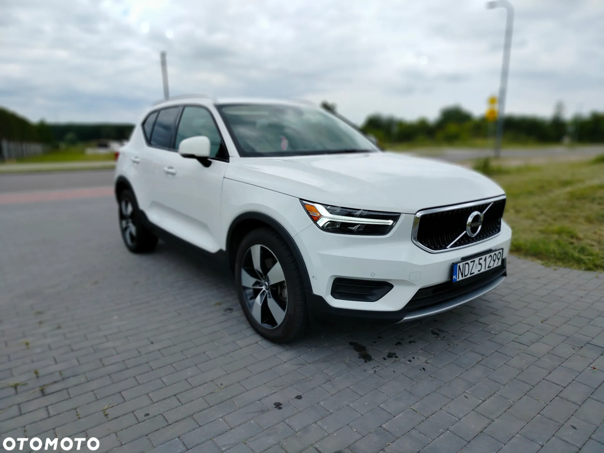 Volvo XC 40 T5 AWD Momentum Pro - 20