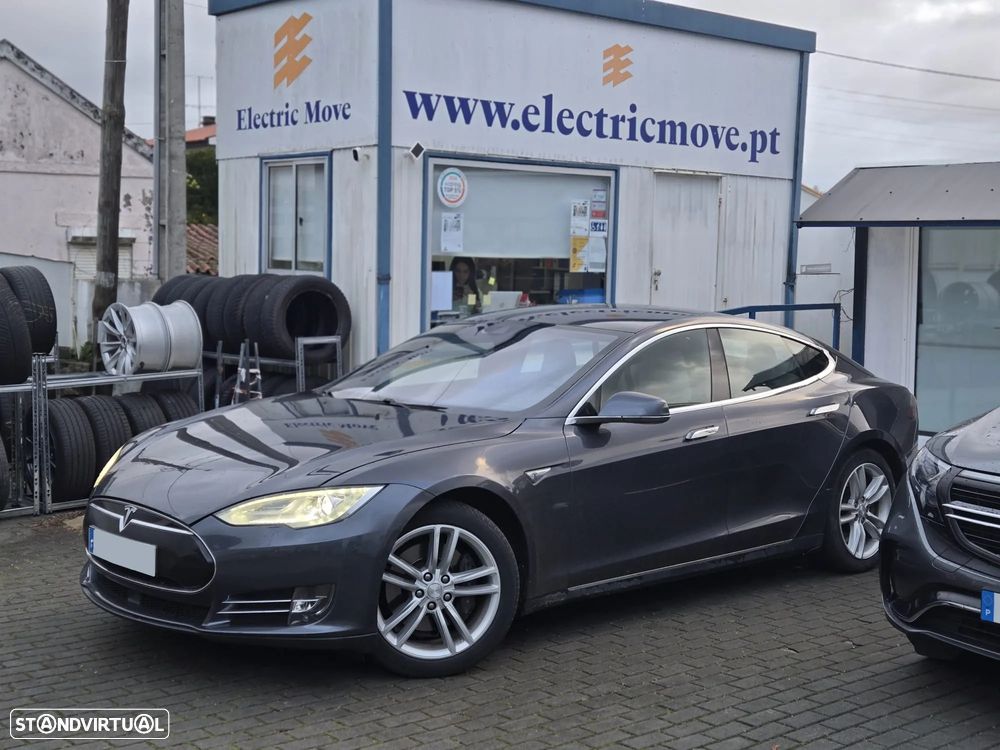 Tesla Model S 70 - 3