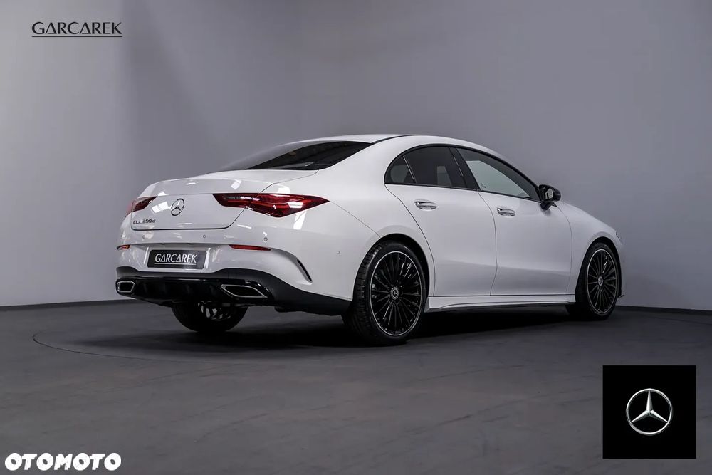 Mercedes-Benz CLA 200 d AMG Line 8G-DCT - 30