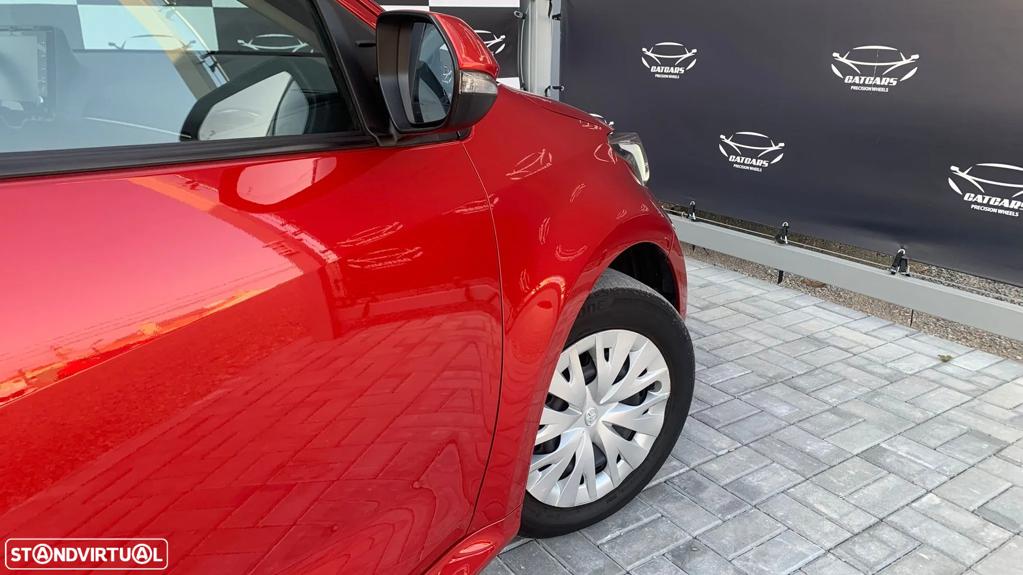 Toyota Yaris 1.5 HDF Comfort - 4