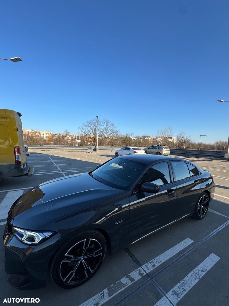 BMW Seria 3 330e Aut. M Sport - 11