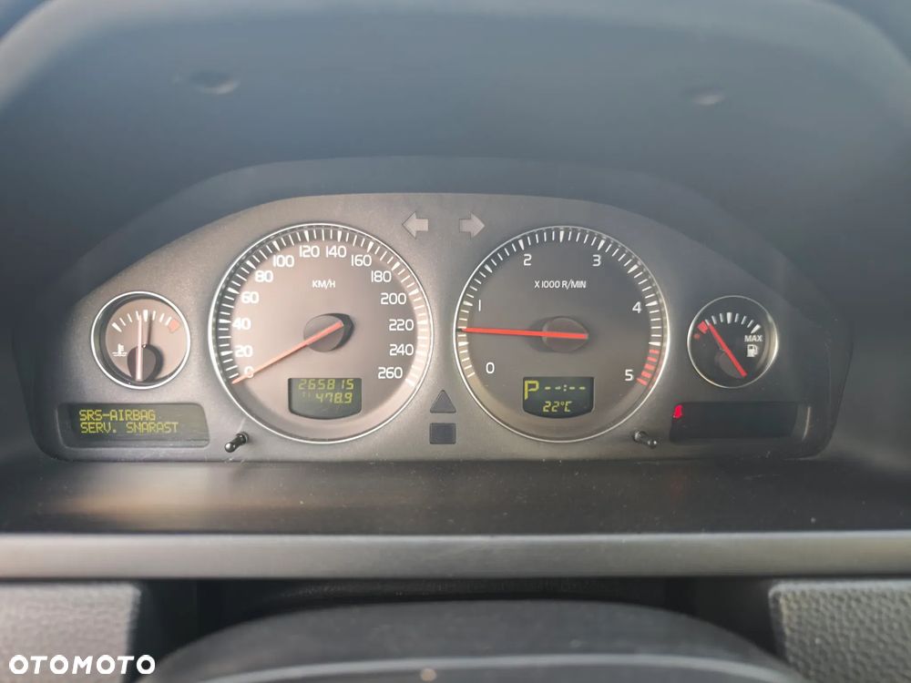 Volvo XC 90 2.4D Momentum - 14