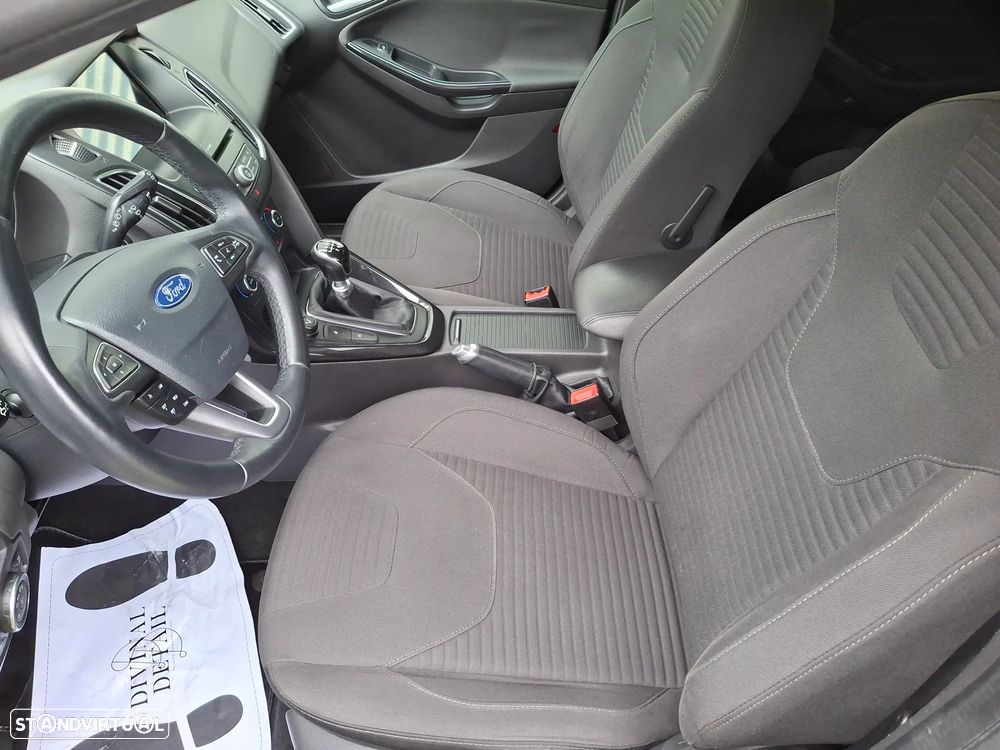 Ford Focus SW 1.5 TDCi Titanium - 5