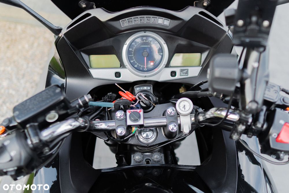 Honda CBF - 22