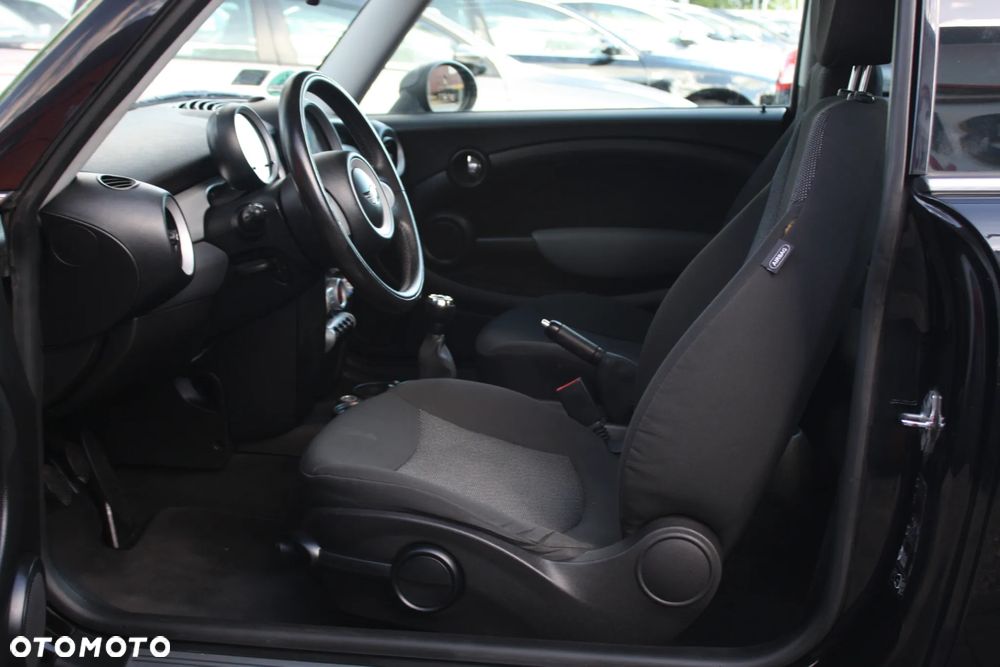 MINI ONE - 7