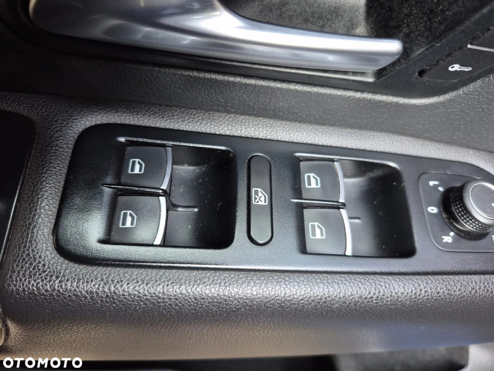 Volkswagen Amarok 3.0 V6 TDI 4Mot Aventura - 19