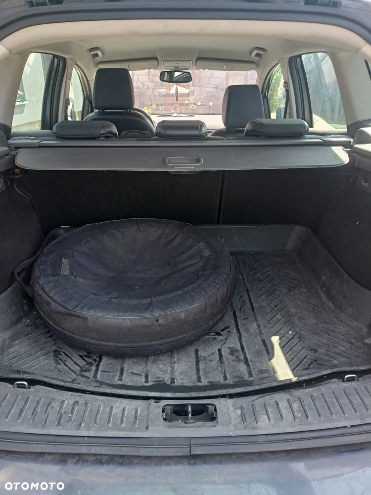 Ford Kuga 2.0 TDCi Trend - 6
