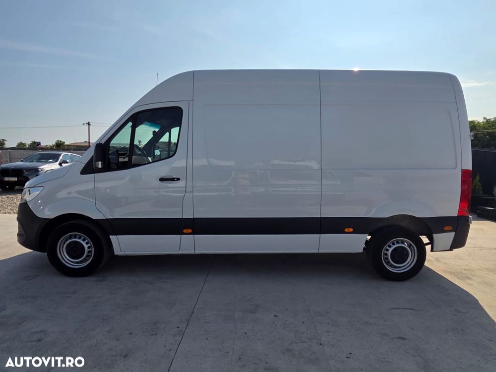 Mercedes-Benz New Sprinter L3H2 - 12