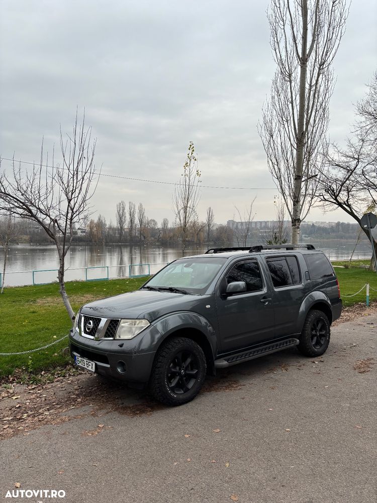 Nissan Pathfinder 2.5 dCi Comfort - 3