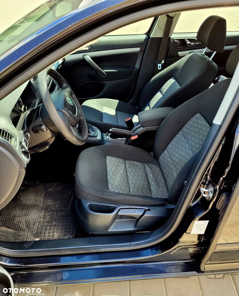 Skoda Octavia 2.0 TDI Ambiente - 8