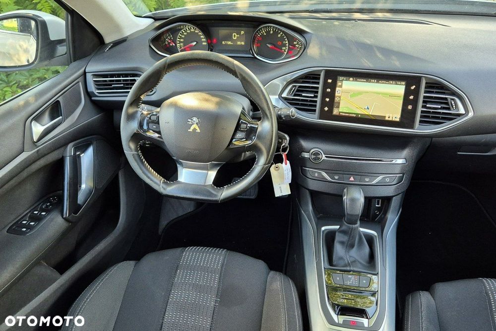 Peugeot 308 BlueHDi FAP 150 EAT6 Stop & Start Allure - 14