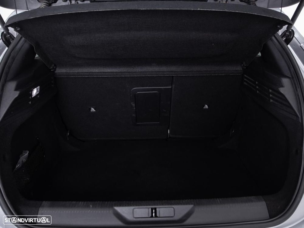 Peugeot 308 - 13