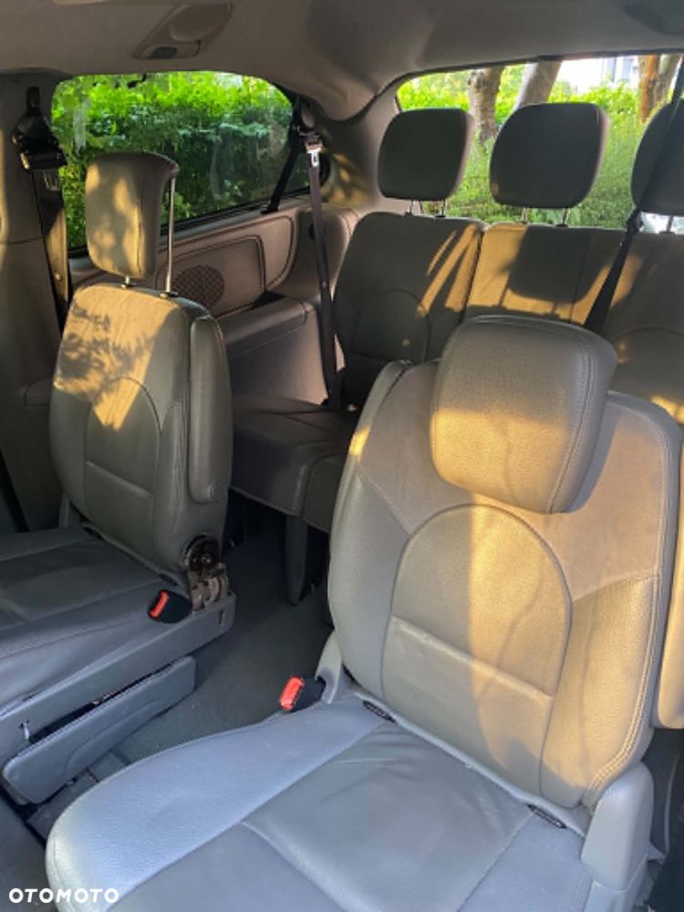 Chrysler Grand Voyager 2.8 CRD Limited - 3
