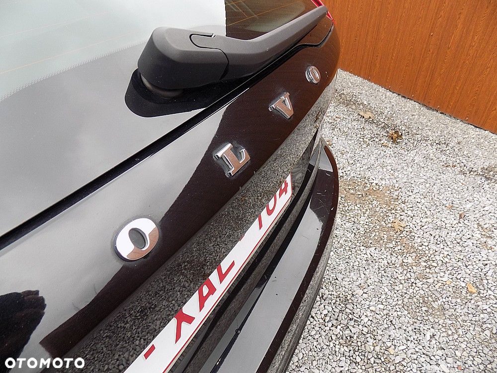 Volvo V90 T8 AWD Plug-In Hybrid R-Design - 34