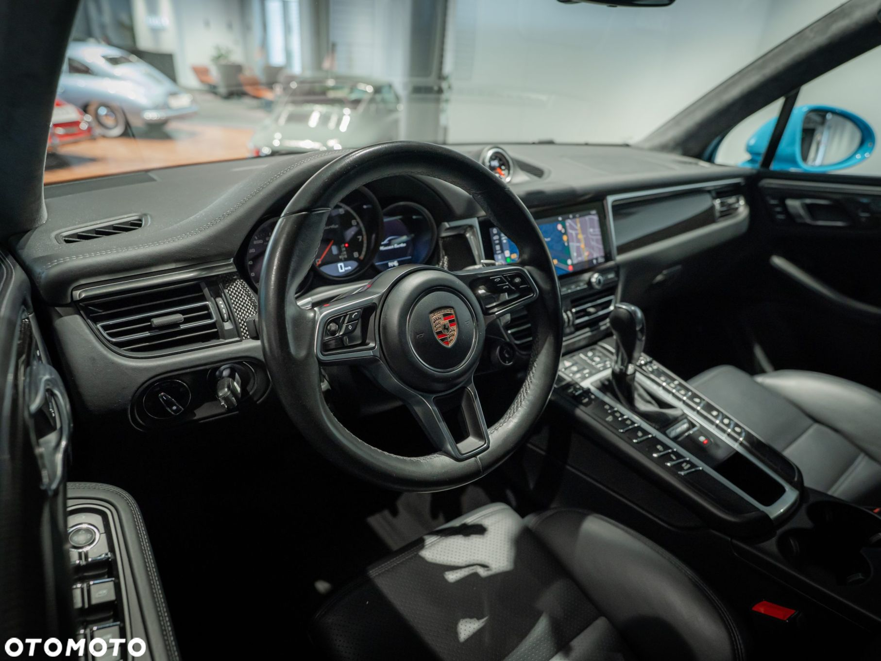 Porsche Macan Turbo - 18