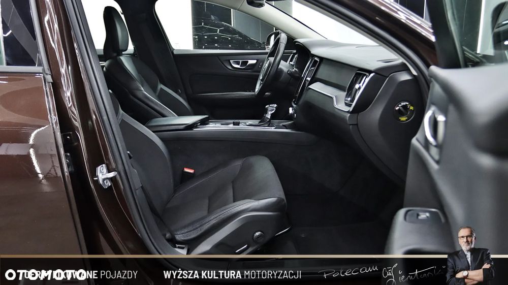 Volvo V60 D3 Geartronic Momentum - 12