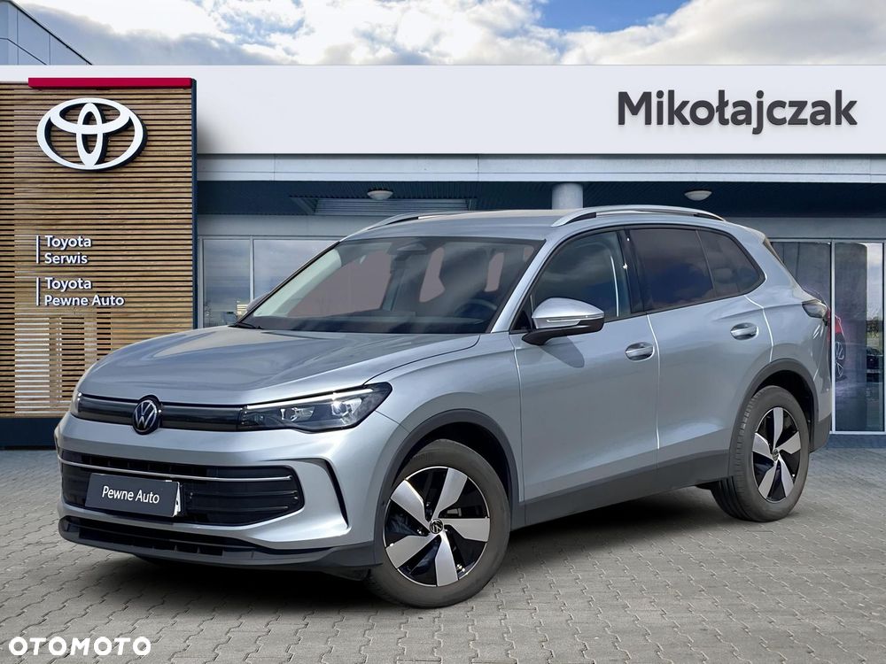 Volkswagen Tiguan - 1