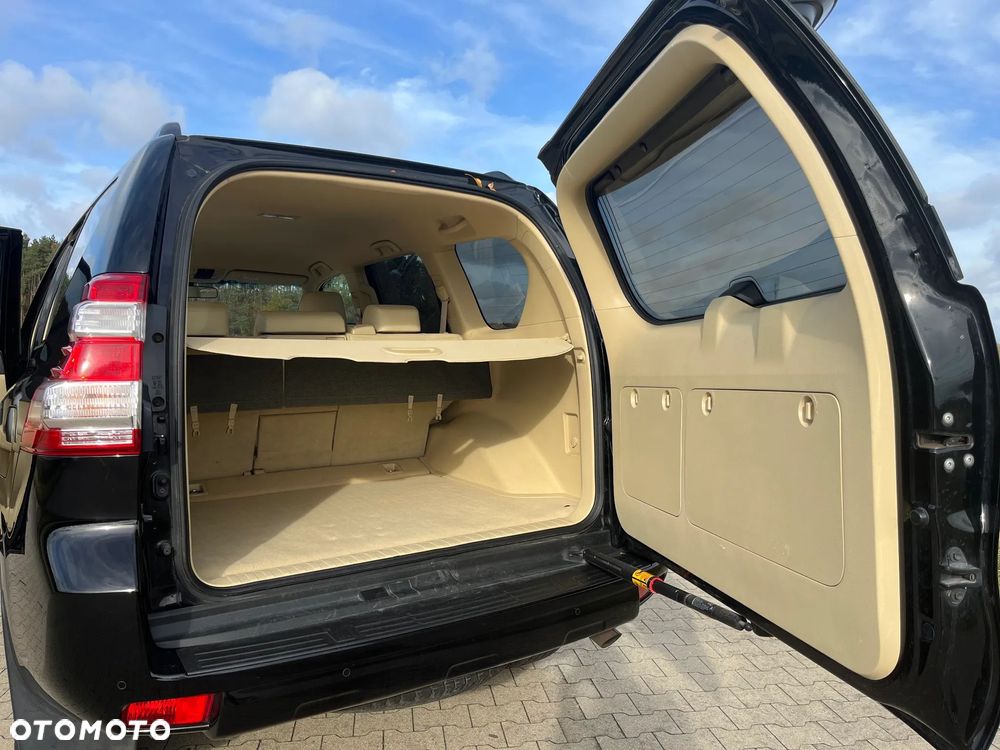 Toyota Land Cruiser LC 2.8 D-4D Prado - 29