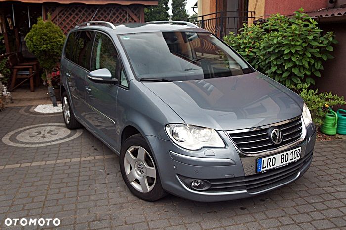 Volkswagen Touran 1.4 TSI DSG Highline - 3