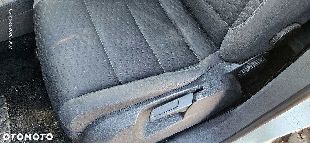 Fotel kierowcy pasażera lewy prawy podgrzewany VW Touran I Lift 2008r Europa - 3