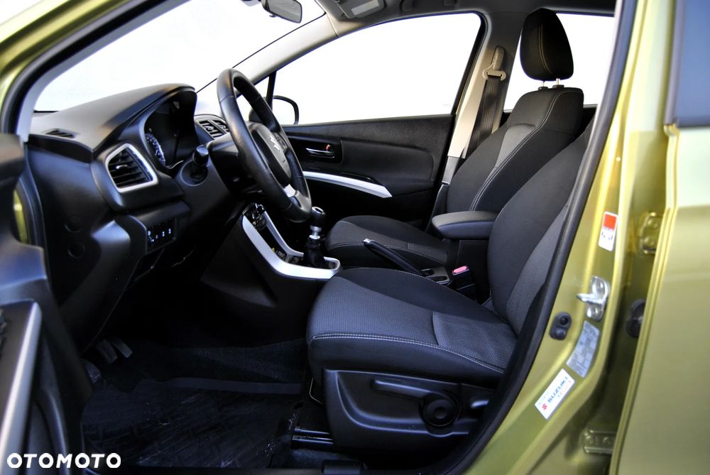 Suzuki SX4 S-Cross 1.6 DDiS Premium Plus - 27