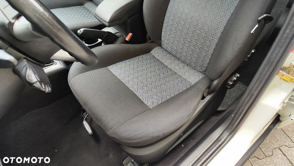 Ford Mondeo 1.8 Trend - 20