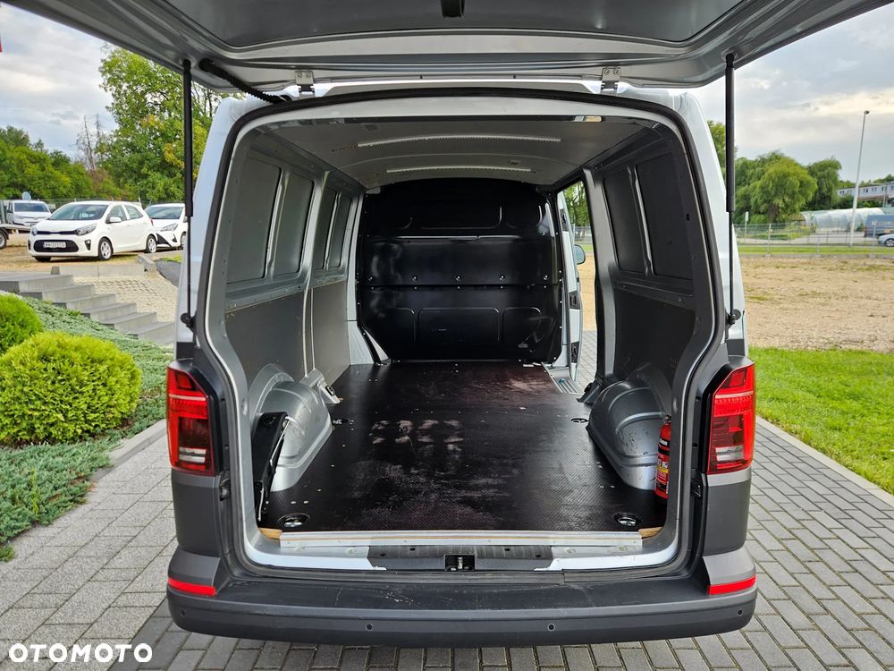 Volkswagen Transporter LONG 2.0TDI - 26