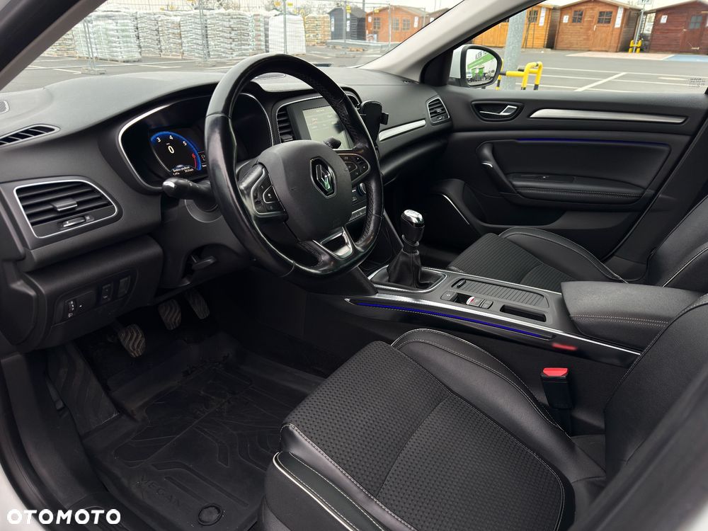 Renault Megane 1.2 Energy TCe Bose - 16