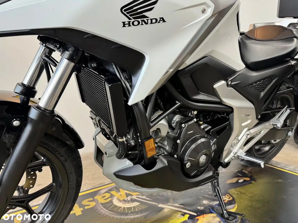 Honda NC - 19
