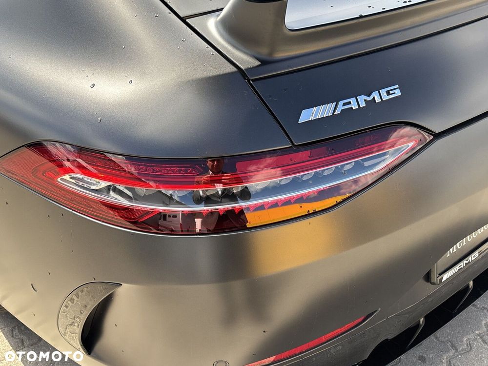 Mercedes-Benz AMG GT - 11