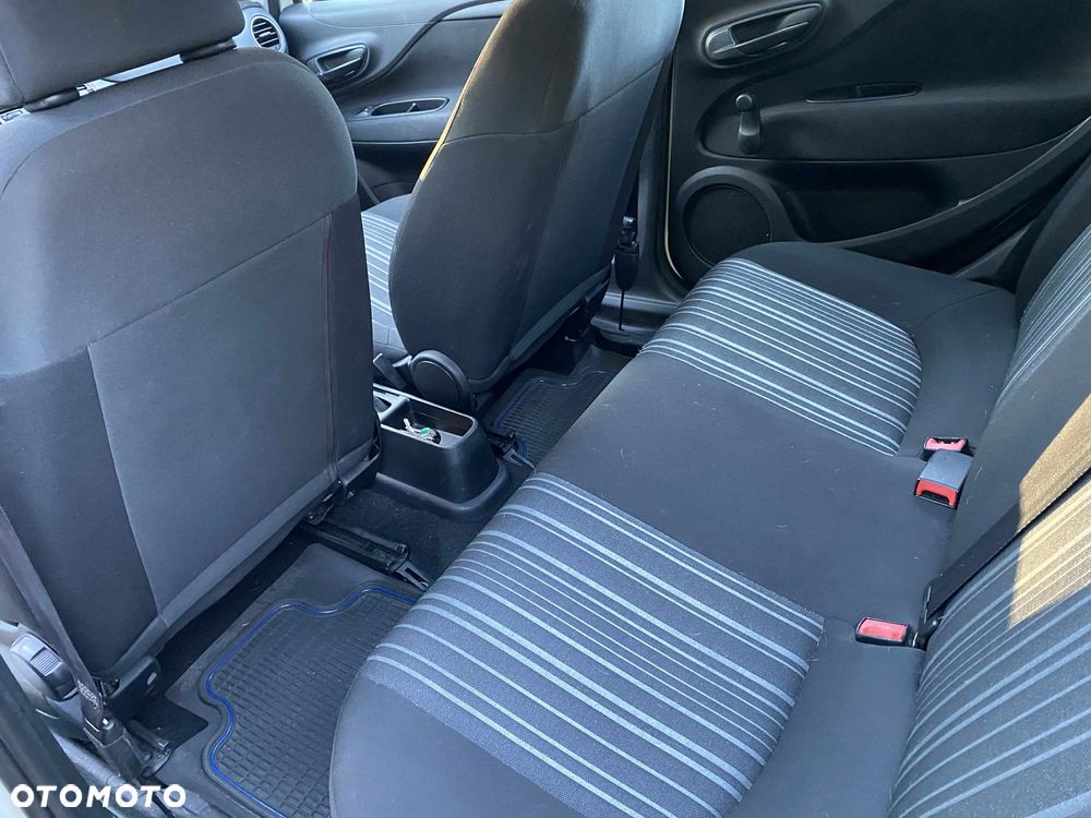 Fiat Punto Evo 1.4 8V Estiva Blue&Me Euro5 - 9