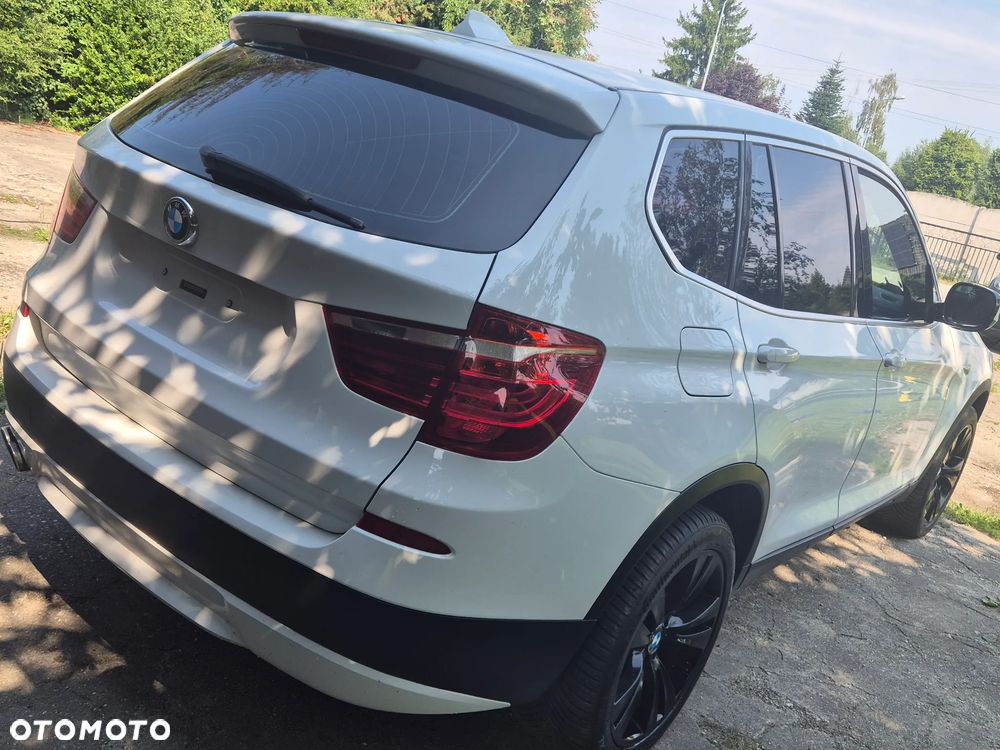 BMW X3 xDrive35d Sport-Aut - 4