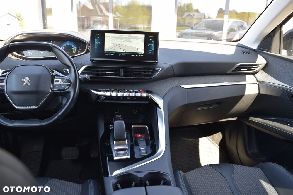 Peugeot 3008 225 e-EAT8 Allure - 29