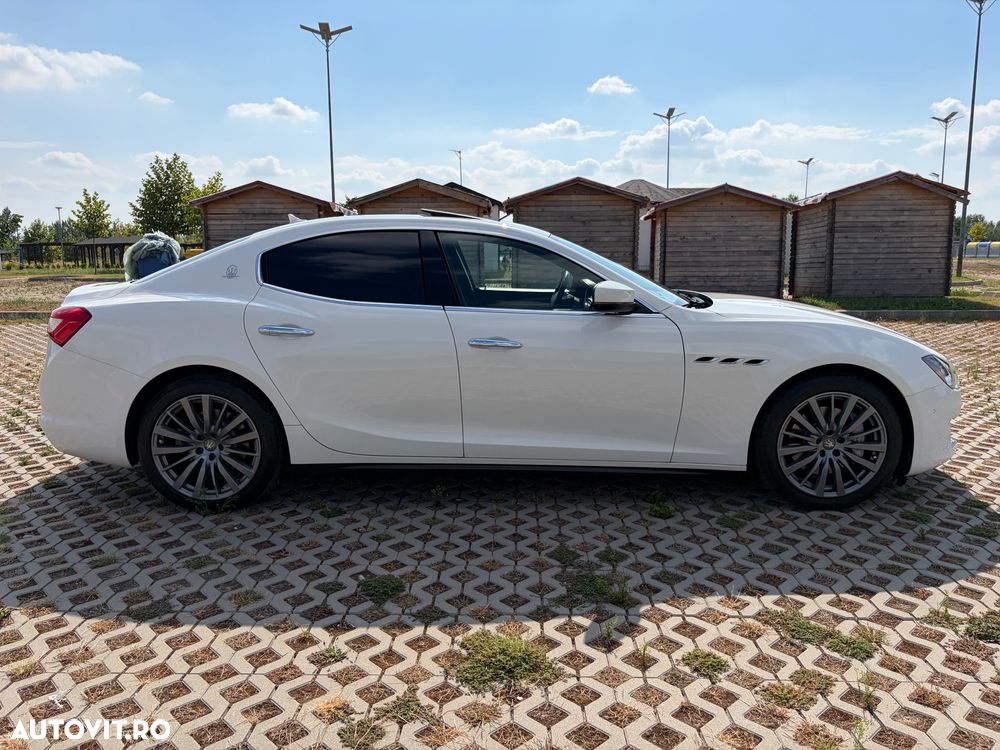 Maserati Ghibli GranLusso - 5