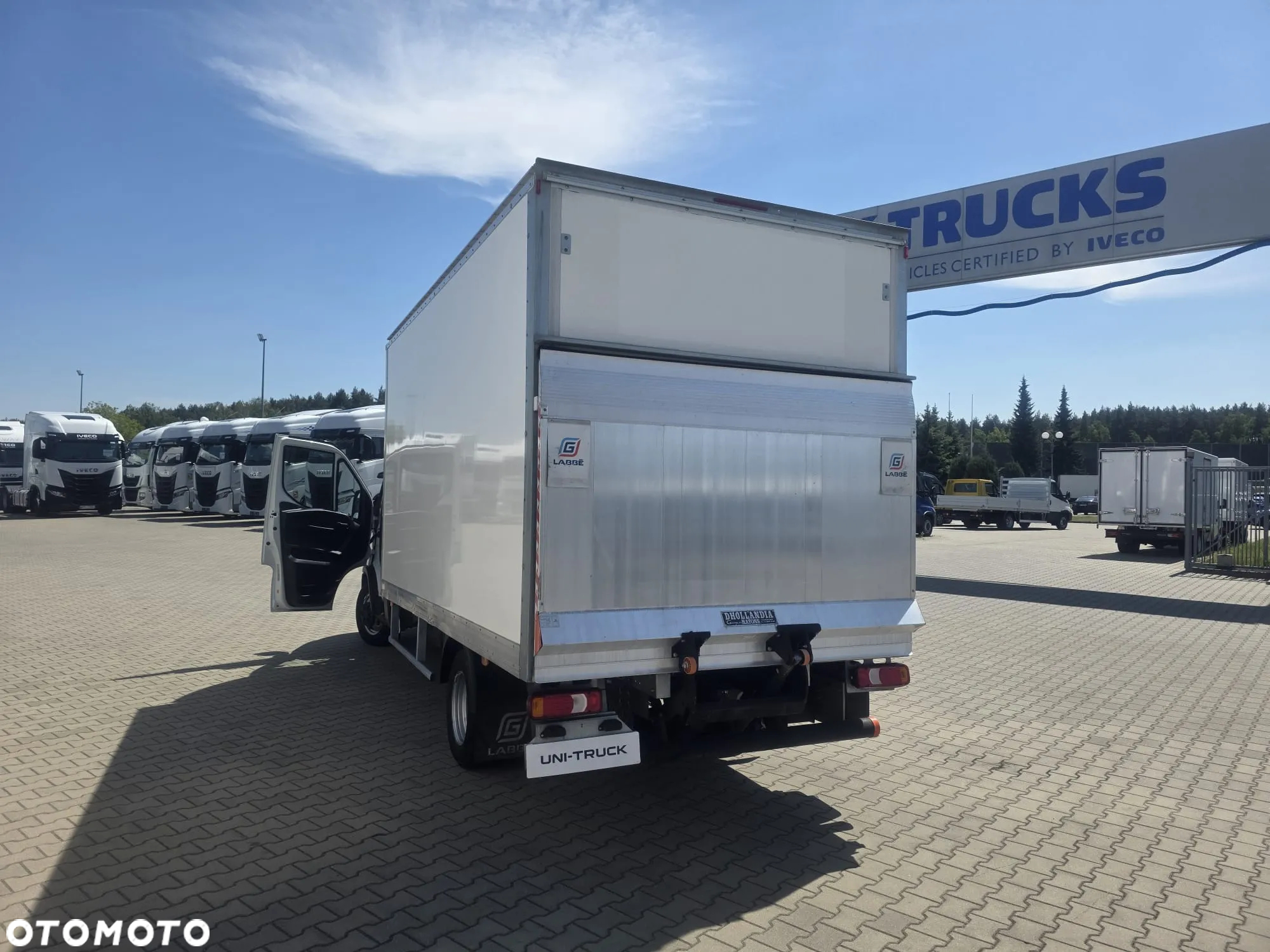 Iveco 35C16 Kontener z winda 8EP rok 2024 ! Jak Nowy Gwarancja do 03-2026 ! - 2