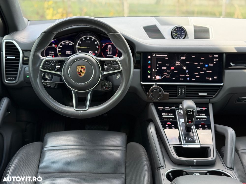 Porsche Cayenne E-Hybrid - 22