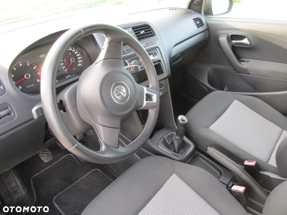 Volkswagen Polo - 14